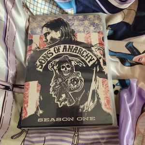 Sons Of Anarchy  season one dvd pack